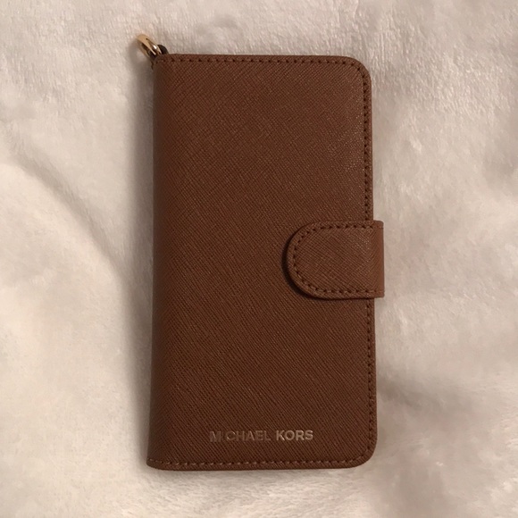 Michael Kors Accessories - Michael Kors IPhone 7 case